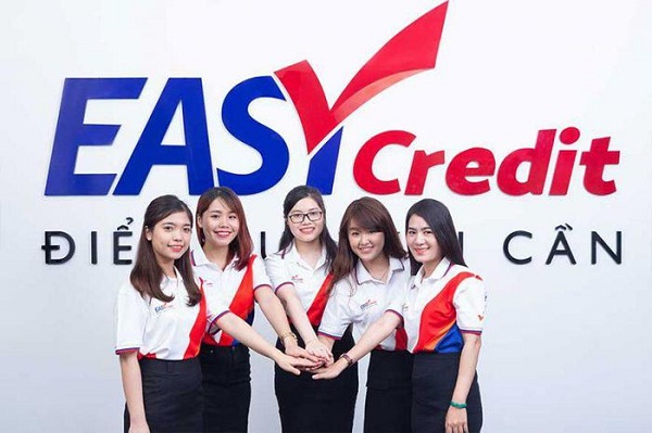 Vay tiền mặt Online Easy Credit là gì?