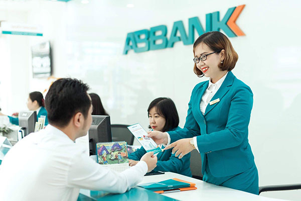 Vay tiền tín chấp ABBank là gì?