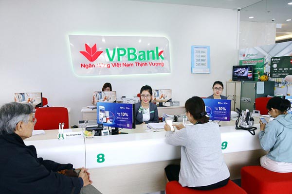 Vay tiền theo bảng lương ngân hàng VPBank